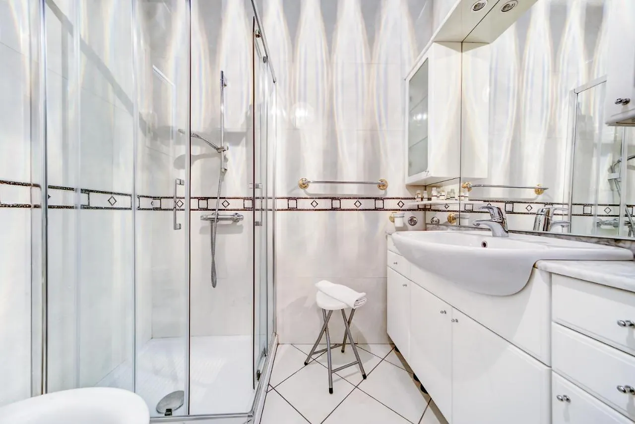 Classic Marconi Apartment By Wonderful Italy Bolonia Italia